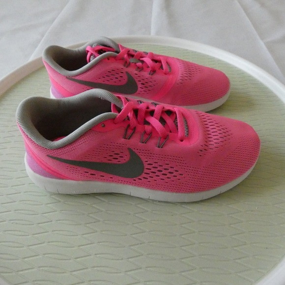 Nike Kids Shoes Size 4Y Free RN GS 833993-600 Running Pink Blast Athletic - Picture 1 of 8